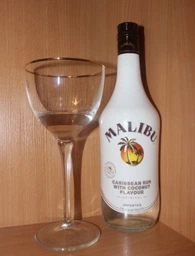 Лікер Malibu 0.7 л 21% (5010284100018) фото від покупців 15