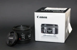 Canon EF 50mm f/1.8 STM