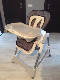 Стільчик для годування Caretero Bistro Mint