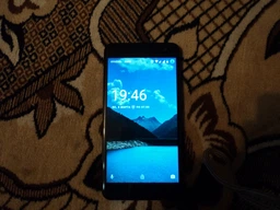 Мобильный телефон Fly FS514 Cirrus 8 Black фото от покупателей 1