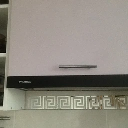 Вытяжка кухонная Pyramida TL 60 SLIM BL