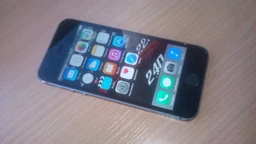 Мобильный телефон Apple iPhone 5s 16GB Gold фото от покупателей 14