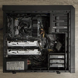 Материнская плата MSI X370 SLI Plus (sAM4, AMD X370, PCI-Ex16) фото от покупателей 1