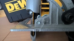 Дискова пила DeWALT 1600 Вт, диск 190х30 мм, 4.0 кг, кейс (DWE575K) фото від покупців 4
