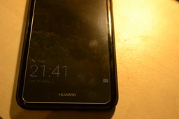 Мобильный телефон Huawei P8 Lite 2017 (PRA-LA1) Black фото от покупателей 19