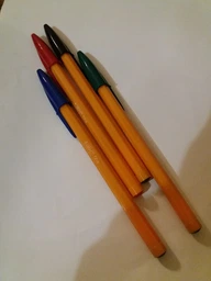 Набір кулькових ручок 4 шт BIC Orange Різнобарвний, пишучий вузол 0.8 мм, товщина лінії письма 0.36 мм (3086121601231) фото від покупців 18