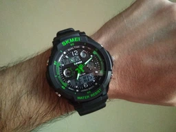 Мужские наручные часы Skmei S-Shock Green 0931 с кварцевым механизмом водонепроницаемы фото от покупателей 5