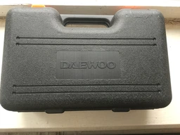 Автокомпрессор Daewoo DW 55 Plus с набором для ремонта шин фото от покупателей 14