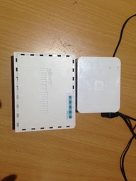 Маршрутизатор MikroTik hEX (RB750Gr3) 5-портовий фото від покупців 10