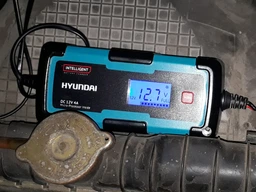 Интеллектуальное зарядное устройство Hyundai HY 400 фото от покупателей 8
