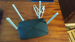 Маршрутизатор Mercusys AC12 WiFi5 / AC1200 / 100 Мбит/с фото от покупателей 1