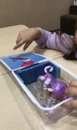 Интерактивная гламурная ручная обезьянка WowWee Fingerlings Эшли с мини-обезьянкой (W3540/3542) (771171135425) фото от покупателей 14