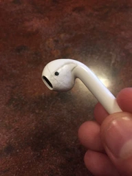 Наушники Apple AirPods (MMEF2ZE/A) (1-е поколение) фото от покупателей 7