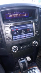 Штатное головное устройство Incar Mitsubishi Pajero Wagon 4 R (AHR-6182R)