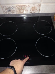 Варочная поверхность индукционная PERFELLI HI 610 BL фото от покупателей 9