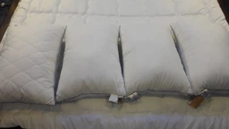 Подушка бамбуковая MirSon Есо Silver №0426 BamBoo 40х60 см Средняя (2200000393296) фото от покупателей 3
