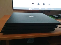 PlayStation 4 Pro 1TB Rus Black (CUH-7208B) фото от покупателей 16