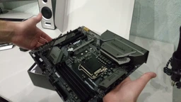 Материнська плата MSI MAG Z390 Tomahawk (s1151, Intel Z390, PCI-Ex16) фото від покупців 1