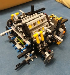 Конструктор Lego Bugatti Chiron Technic 42083 фото від покупців 6