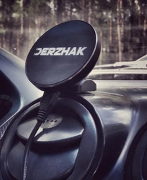 Бездротовий зарядний пристрій DERZHAK U1 Black (QT-DerzhakU1) фото від покупців 2