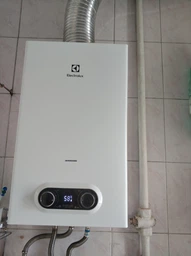 Газовый проточный водонагреватель Electrolux GWH 10 NanoPlus 2.0 EU фото от покупателей 12