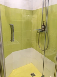 Очищувач для душових кабін Glutoclean 0.75 л (4044899374725) фото від покупців 17