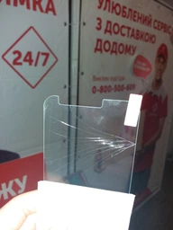 Мобильный телефон Samsung Galaxy J3 2016 J320H/DS Black + карта памяти Samsung 32GB в подарок! фото от покупателей 5