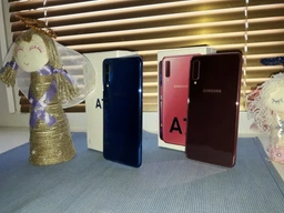 Мобильный телефон Samsung Galaxy A7 2018 4/64GB SM-A750 Blue