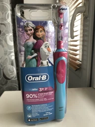 Электрическая зубная щетка Oral-B Stage Power/Frozen (4210201154709) фото от покупателей 10