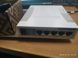 Маршрутизатор MikroTik RB951G-2HnD для офиса, кафе и дома. фото от покупателей 9