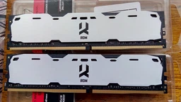 Модуль пам'яті DDR4 8GB/2400 GOODRAM Iridium White (IR-W2400D464L15S/8G) фото від покупців 12