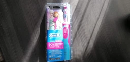Электрическая зубная щетка Oral-B Stage Power/Frozen (4210201154709) фото от покупателей 8