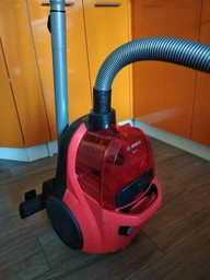 Пилосос без мішка BOSCH BGC1U1700 фото від покупців 7