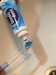 Зубна паста для свіжого подиху, антибактеріальна Dontodent Clear Fresh, 125 г