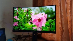 Монитор 27" MSI Optix MAG271CQR фото от покупателей 7