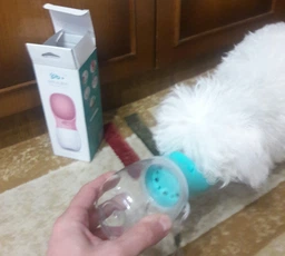 Портативна поїлка SUNROZ Dog Bottle прогулянкова пляшка для собак 350 мл Рожевий (SUN0859)