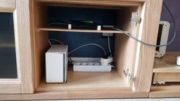 Сетевое хранилище Synology DS218j