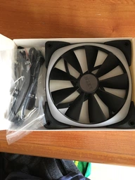 Вентилятор NZXT Aer RGB 140 мм (RF-AR140-B1) фото от покупателей 2