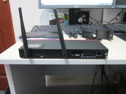 Маршрутизатор Mikrotik RB2011UiAS-2HnD-IN фото від покупців 1