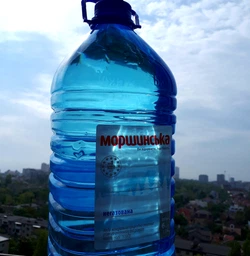 Упаковка мінеральної природної столової негазовоної води "Моршинська" 6,0 л х 2 пляшки фото от покупателей 3