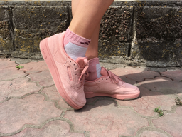 Reebok store stellar pink