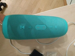 Акустическая система JBL Charge 3 Special Edition Black (JBLCHARGE3SEBLKEU) фото от покупателей 11