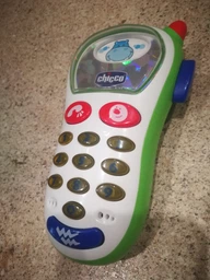 Развивающая игрушка Chicco Мобильный телефон (60067.00) фото от покупателей 1