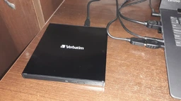 Verbatim Ultra HD 4K External Slimline Blu-ray Writer USB 3.1 Gen1 с разъемом USB Type-C (43888) фото от покупателей 4
