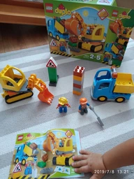 Конструктор LEGO DUPLO Грузовик и гусеничный экскаватор (10812) фото от покупателей 6