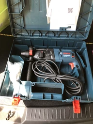 Перфоратор Bosch Professional GBH 240 (0611272104)