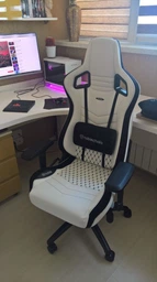 Комп'ютерне крісло для геймера Noblechairs Epic PU leather black/red (NBL-PU-RED-002) фото від покупців 1