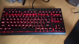 Клавіатура Corsair K63 Cherry MX Red Black (CH-9115020-RU) фото від покупців 3