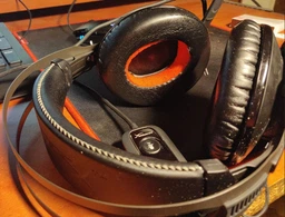 Амбушюры HyperX для гарнитур HyperX Cloud Revolver, Revolver S с кожзаменителем Black (HXS-HSEP5)