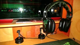 Подставка для наушников Cougar Bunker S фото от покупателей 7